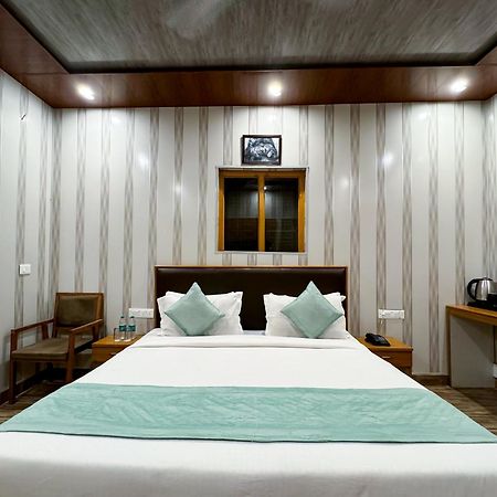 The White Oak Corbett Spa & Resort Ramnagar  Bagian luar foto