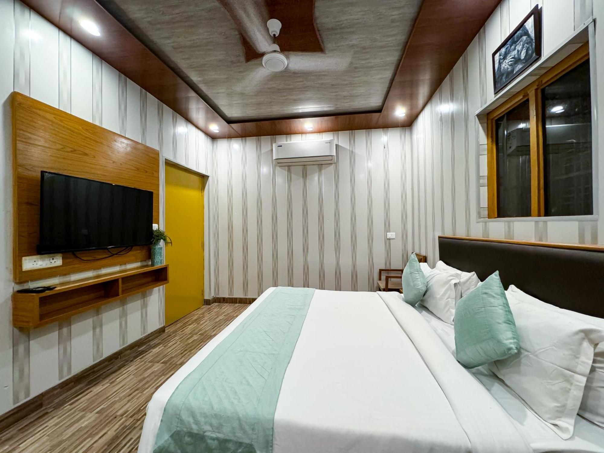 The White Oak Corbett Spa & Resort Ramnagar  Bagian luar foto