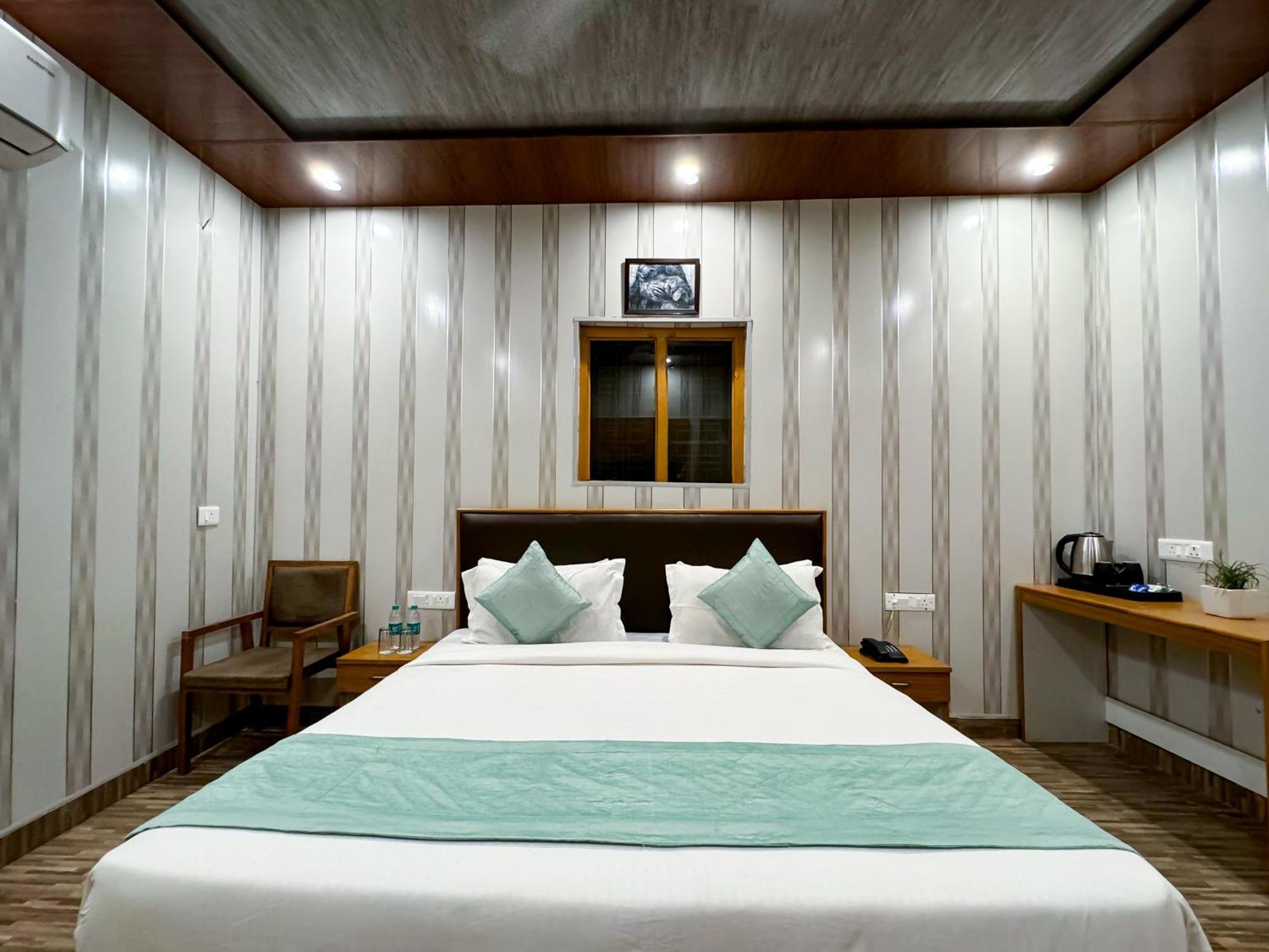 The White Oak Corbett Spa & Resort Ramnagar  Bagian luar foto
