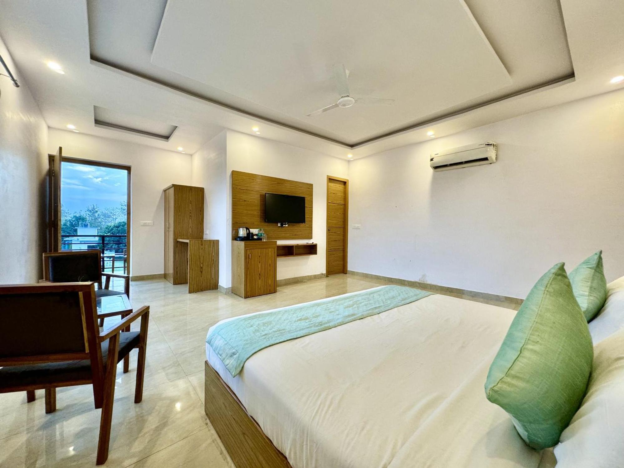 The White Oak Corbett Spa & Resort Ramnagar  Bagian luar foto