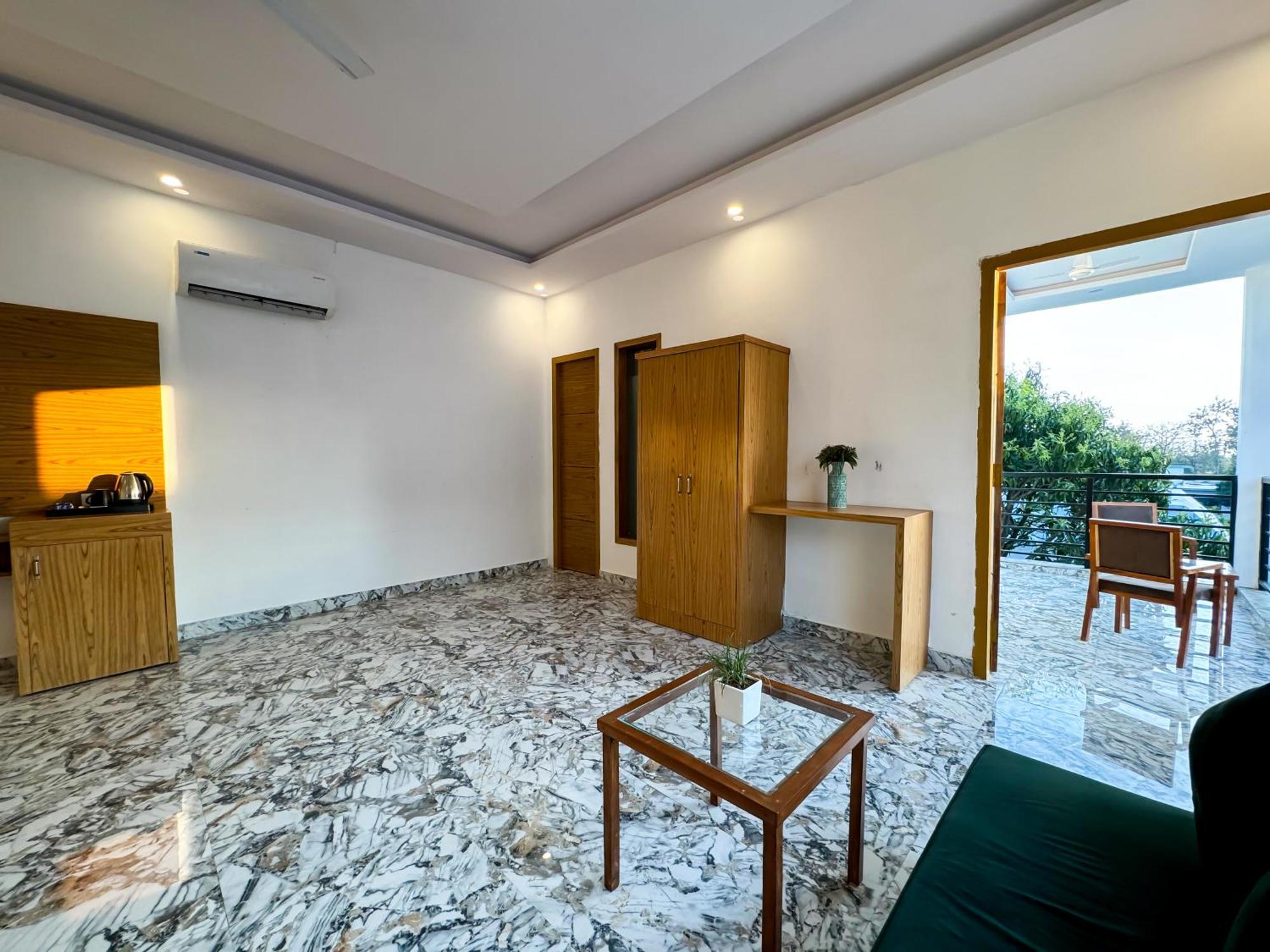 The White Oak Corbett Spa & Resort Ramnagar  Bagian luar foto