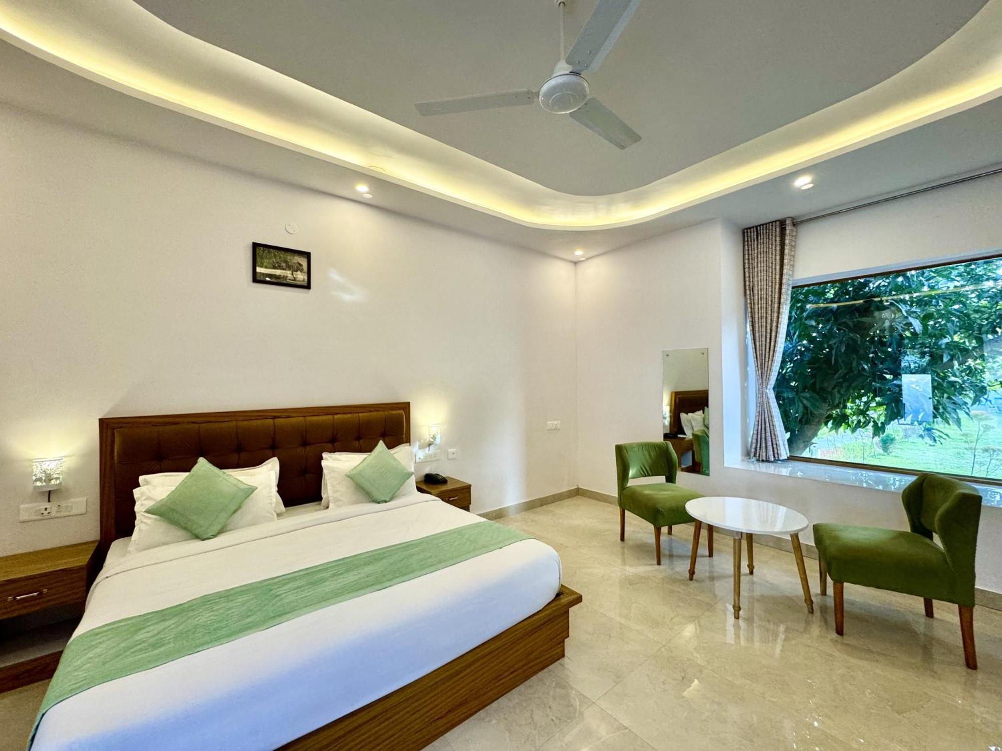 The White Oak Corbett Spa & Resort Ramnagar  Bagian luar foto