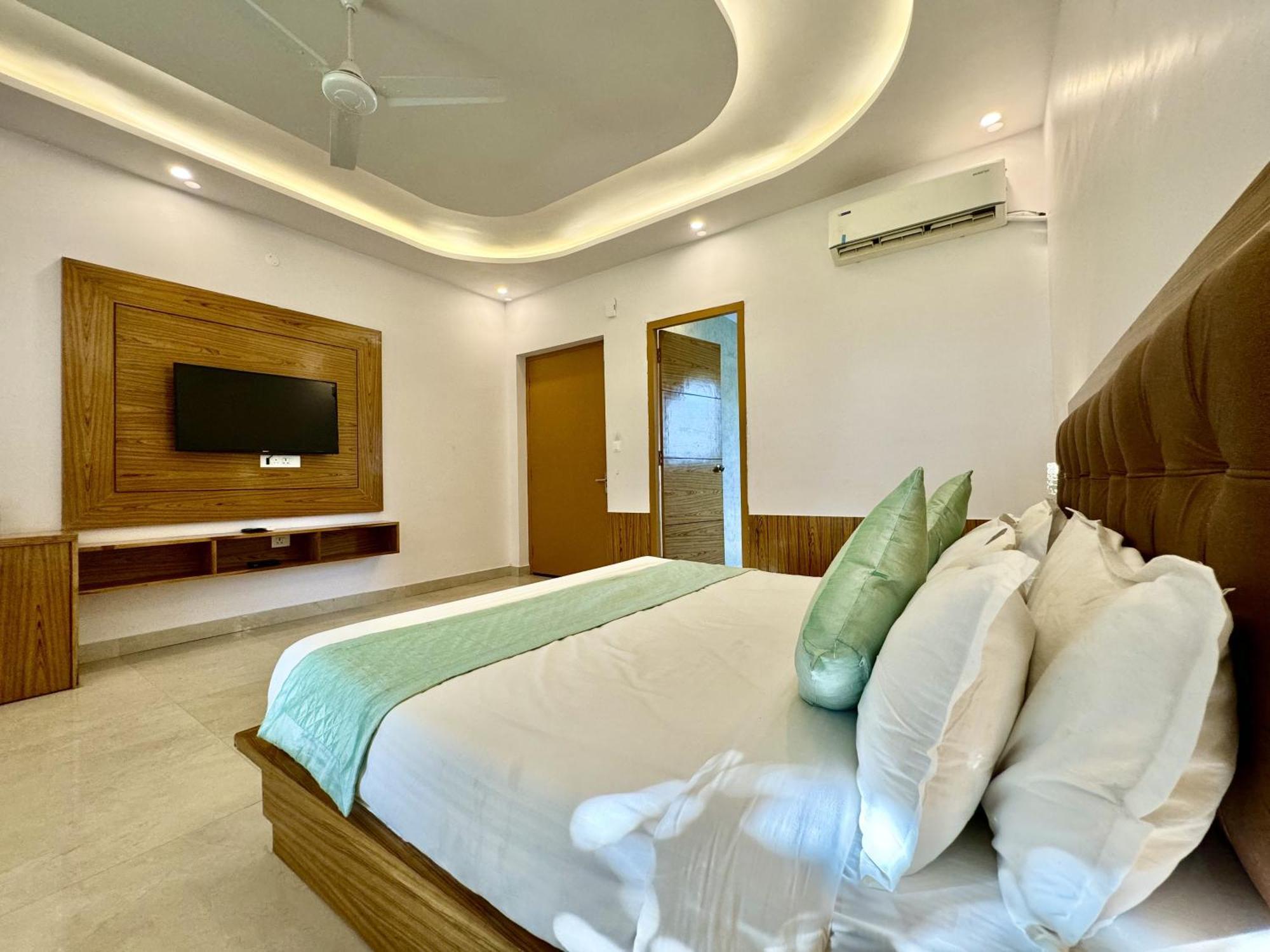 The White Oak Corbett Spa & Resort Ramnagar  Bagian luar foto